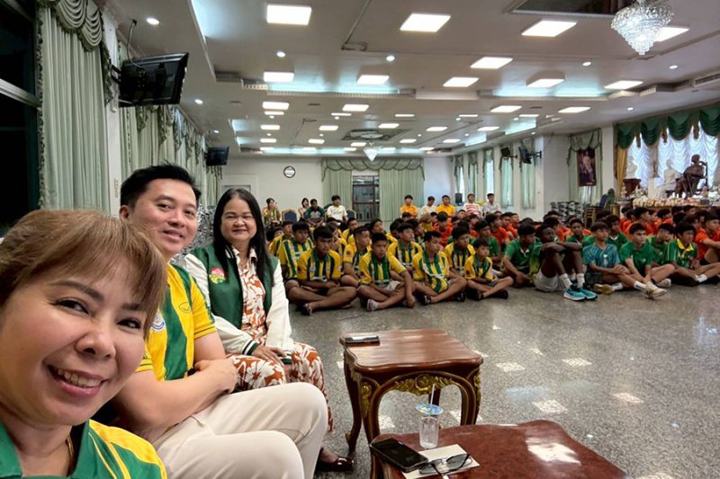 กองกำกับการสวัสดิภาพเด็กและสตรี มาให้ความรู้เกี่ยวกับภัยของยาเสพติดและภัยในรูปแบบของสื่อออนไลน์ในแบบต่างๆ