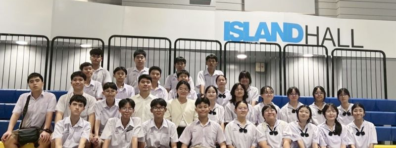 นักเรียนวงโยธวาทิตโรงเรียนสามเสนวิทยาลัย ได้รับ 3 รางวัล จากการประกวดรายการมหกรรมดนตรีเฉลิมพระเกียรติ พระบาทสมเด็จพระเจ้าอยู่หัวครั้งที่ 2  ณ ศูนย์การค้าแฟชั่นไอส์แลนด์